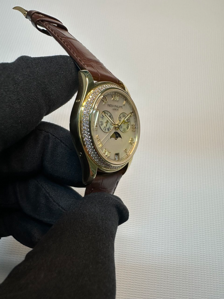 Часы Patek Philippe Complications 4936J-001