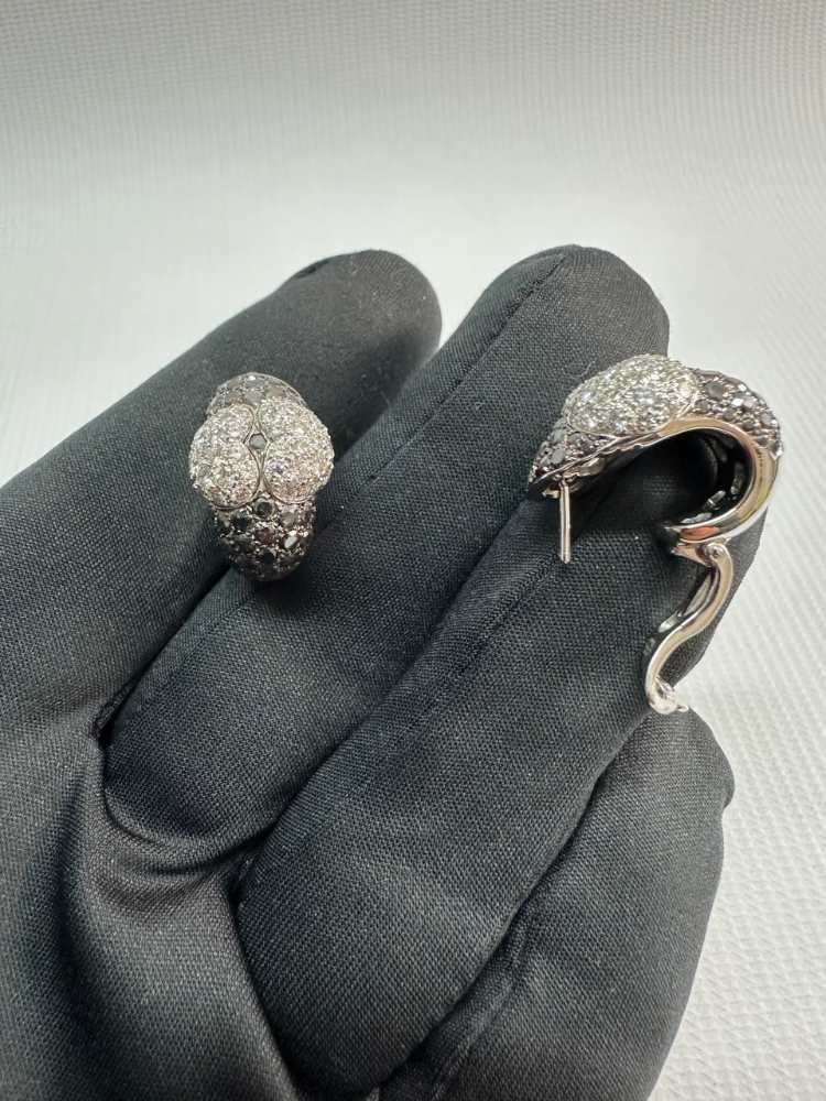Серьги Chopard Diamonds 844109-1001.