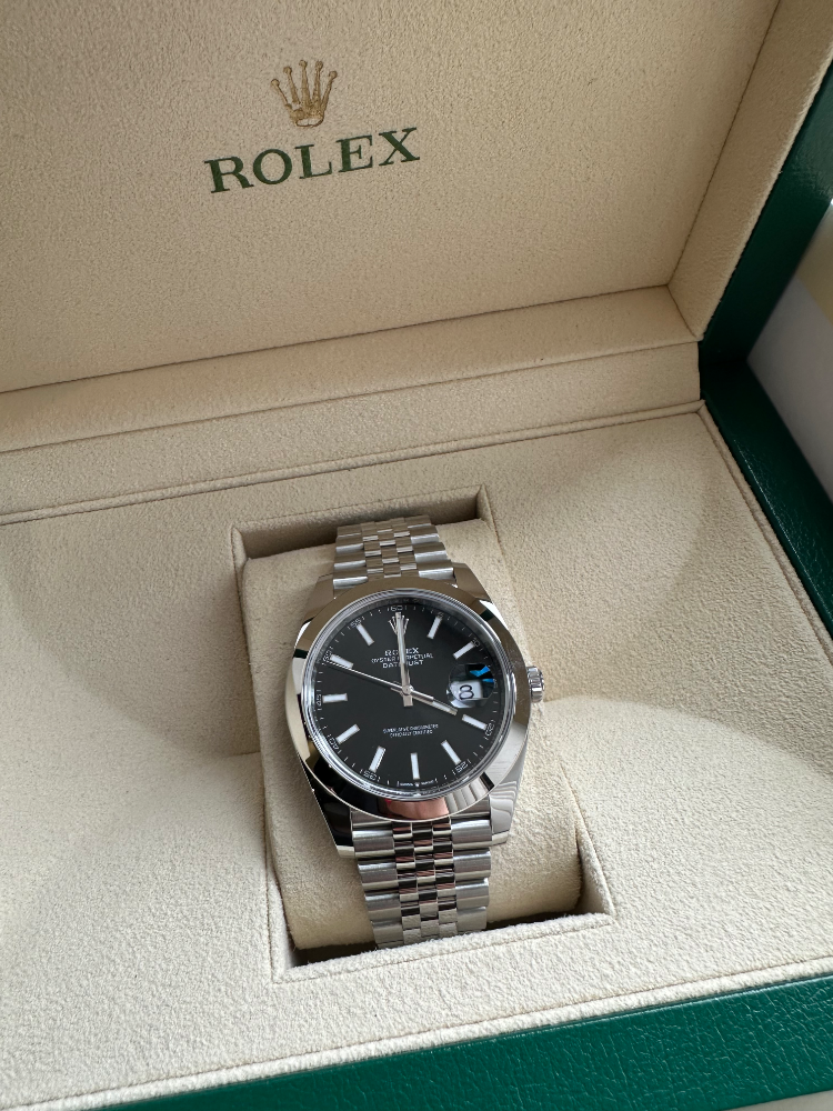 Часы Rolex DateJust Steel 41 mm 126300-0012