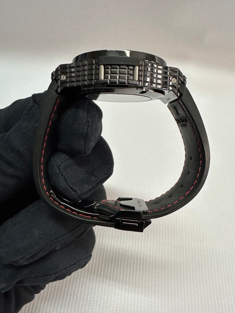 Часы Hublot Big Bang Tutti Frutti Red Caviar 346.CD.1800.LR.1913