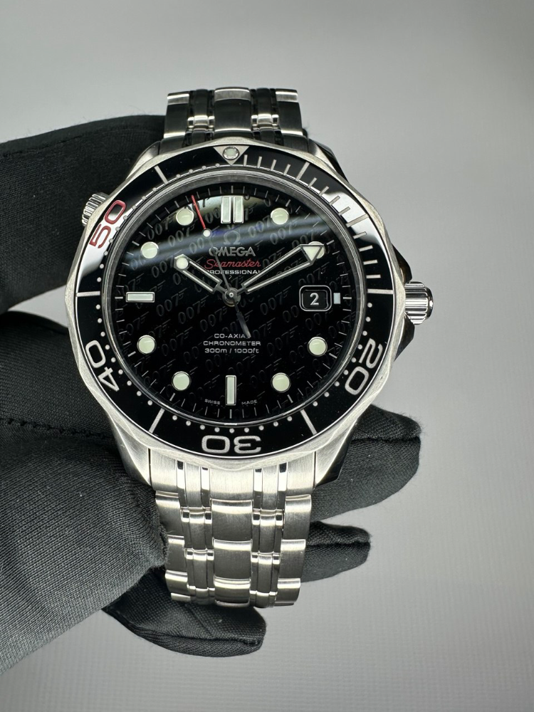 Часы Omega Seamaster 300 M Diver Co-Axial 41 mm James Bond 50th Anniversary 212.30.41.20.01.005