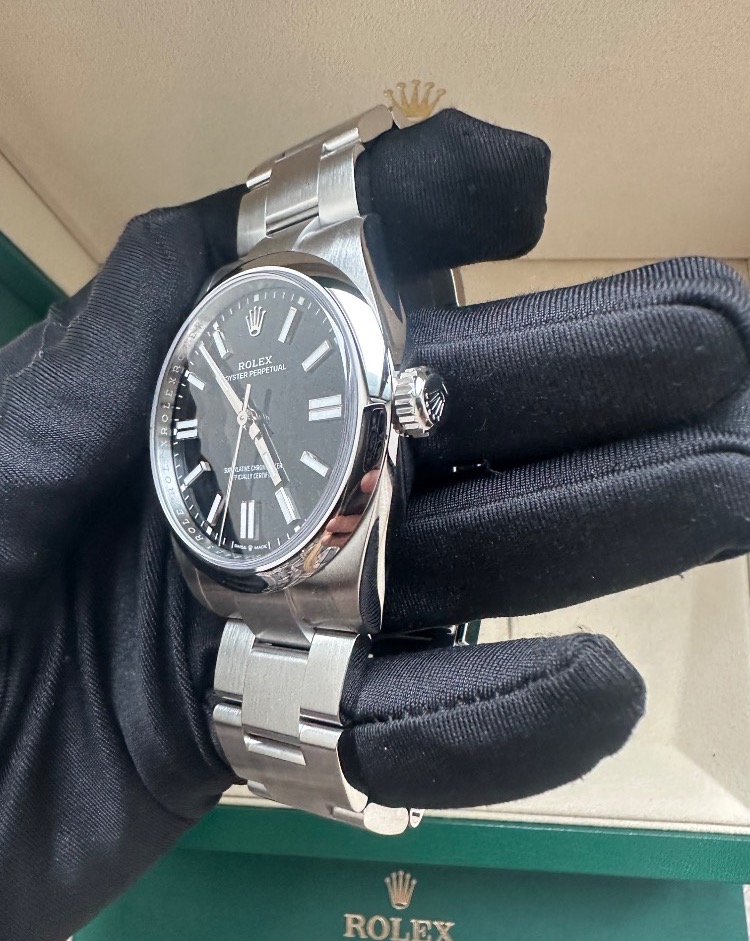 Часы Rolex Oyster Perpetual 41mm 134300
