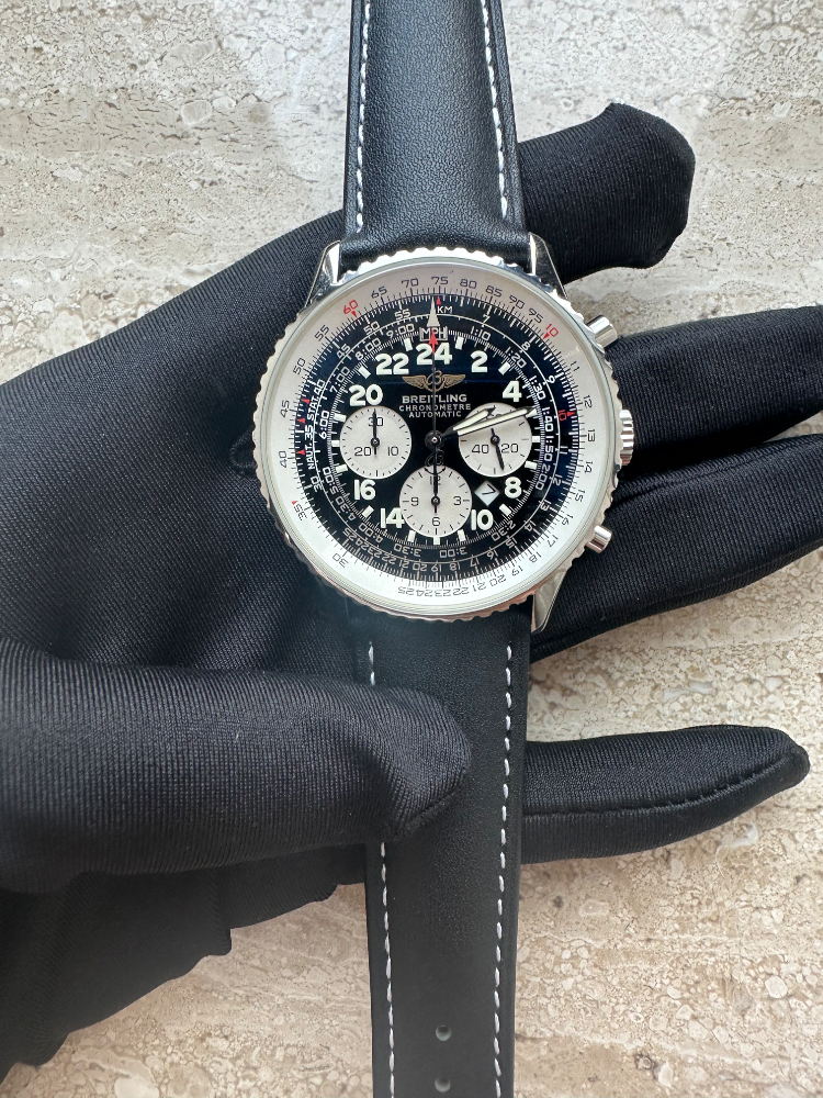 Часы Breitling Navitimer A22322