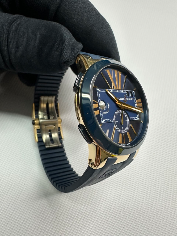 Часы Ulysse Nardin Executive Dual Time 246-00/43