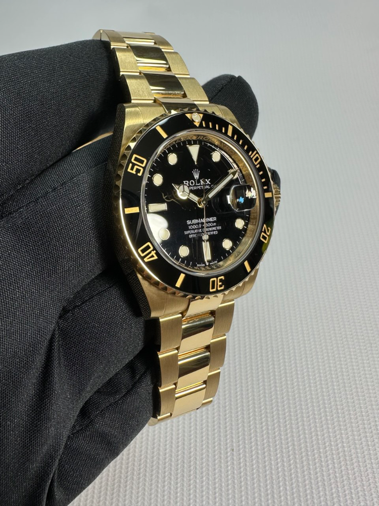 Часы Rolex SUBMARINER DATE 41 MM YELLOW GOLD 126618LN