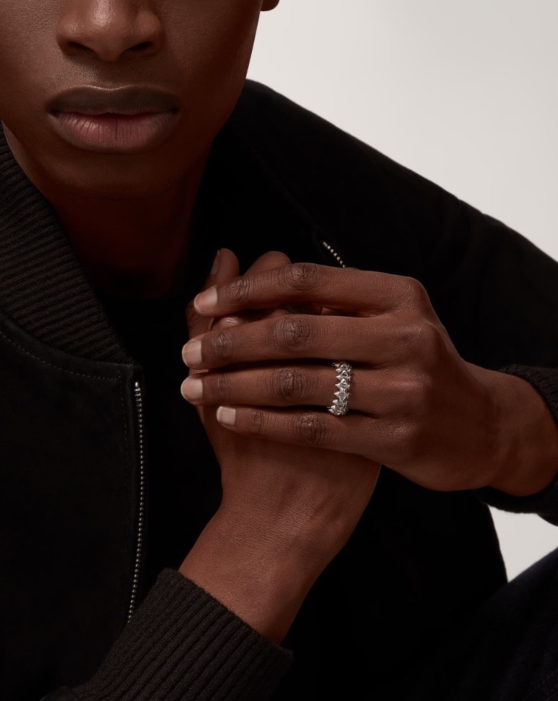 Кольцо Cartier CLASH DE RING MEDIUM MODEL B4231100