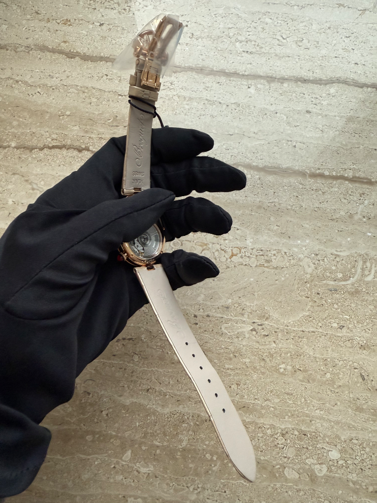 Часы Breguet Reine de Naples 9915 9915BR/58/964 D0