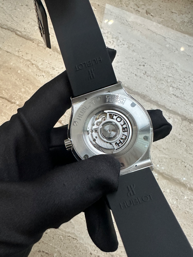 Часы Hublot Classic Fusion Automatic 45 mm 511.NX.1171.RX