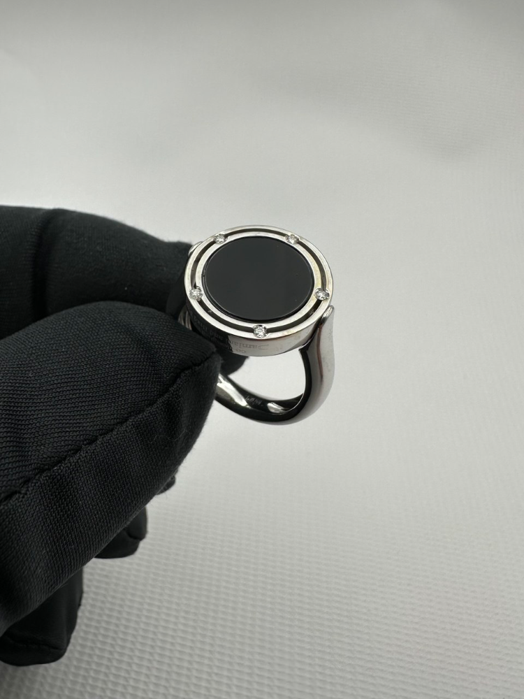 Кольцо Damiani D.Side Brad Pitt.