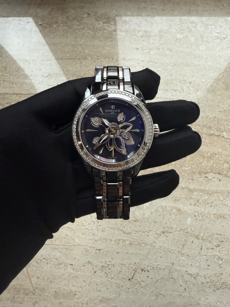 Часы Perrelet Diamond Flower Ceramic A2040