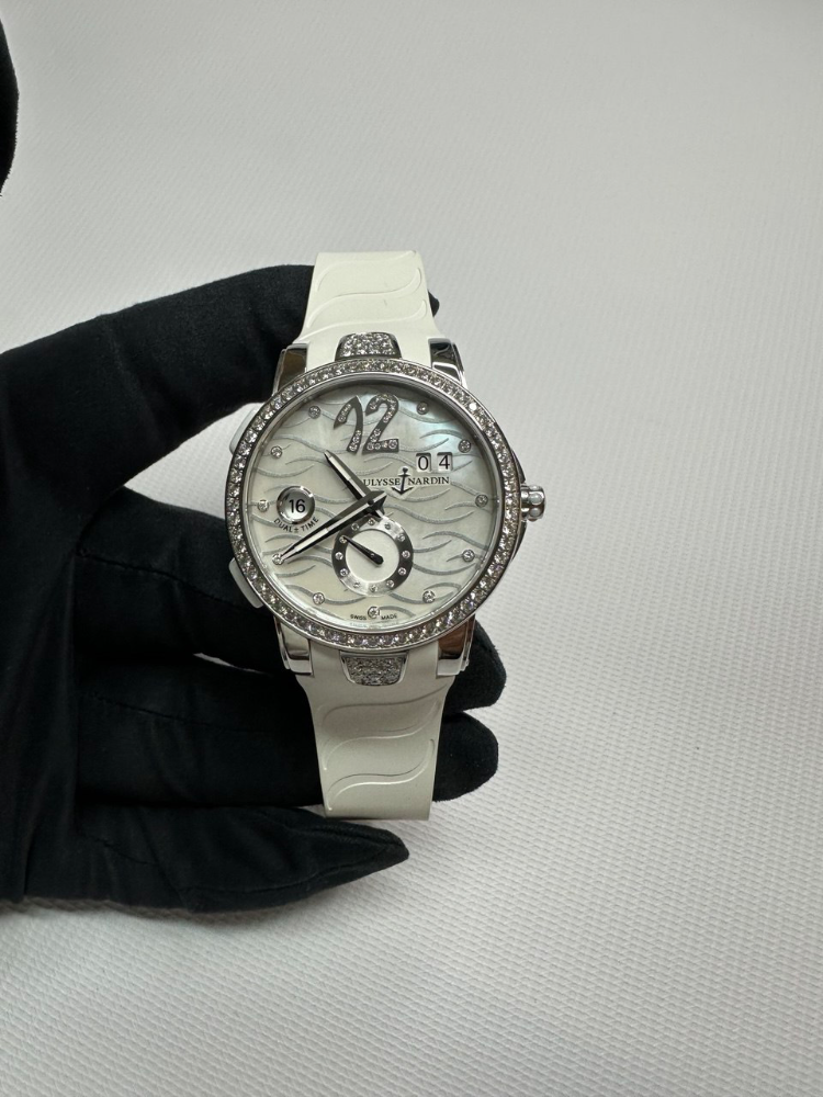 Часы Ulysse Nardin Fctional Executive Dual Time Executive Lady 243-10/691