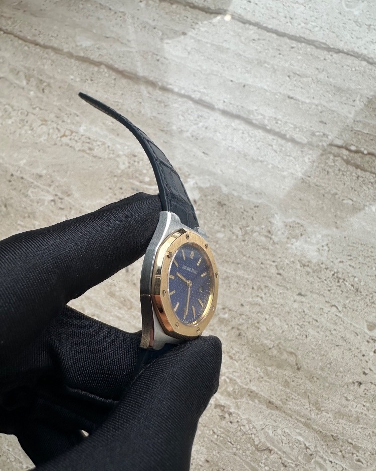 Часы AUDEMARS PIGUET Royal Oak Quartz mix