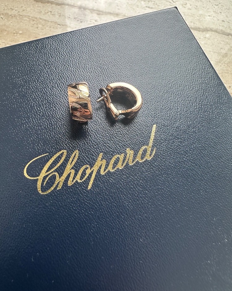 Серьги Chopard Chopardissimo Diamond 837031-5002