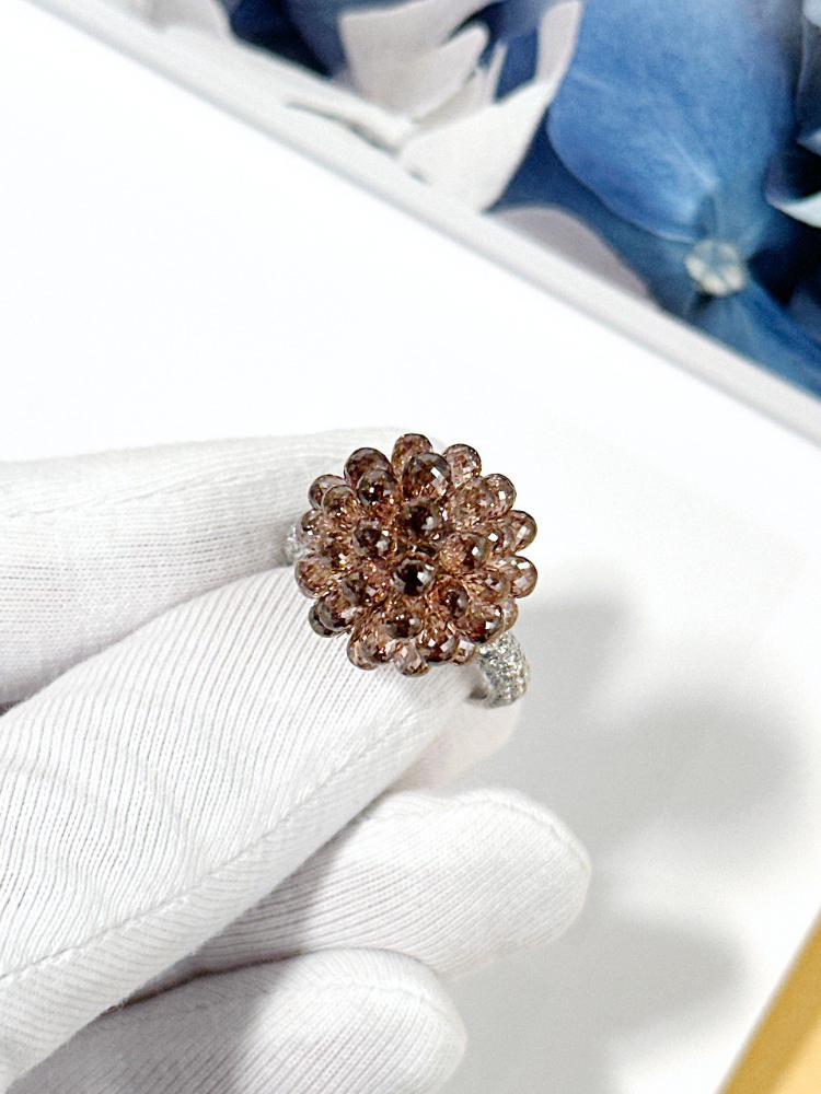 Кольцо Chopard Copacabana Brown Briolette Diamonds 826904-1216