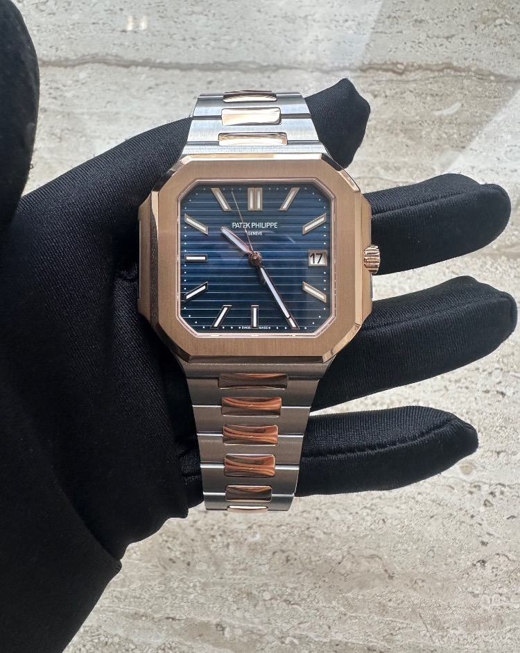 Часы Patek Philippe INTRODUCTION CUBITUS SELF-WINDING 5821/1AR-001
