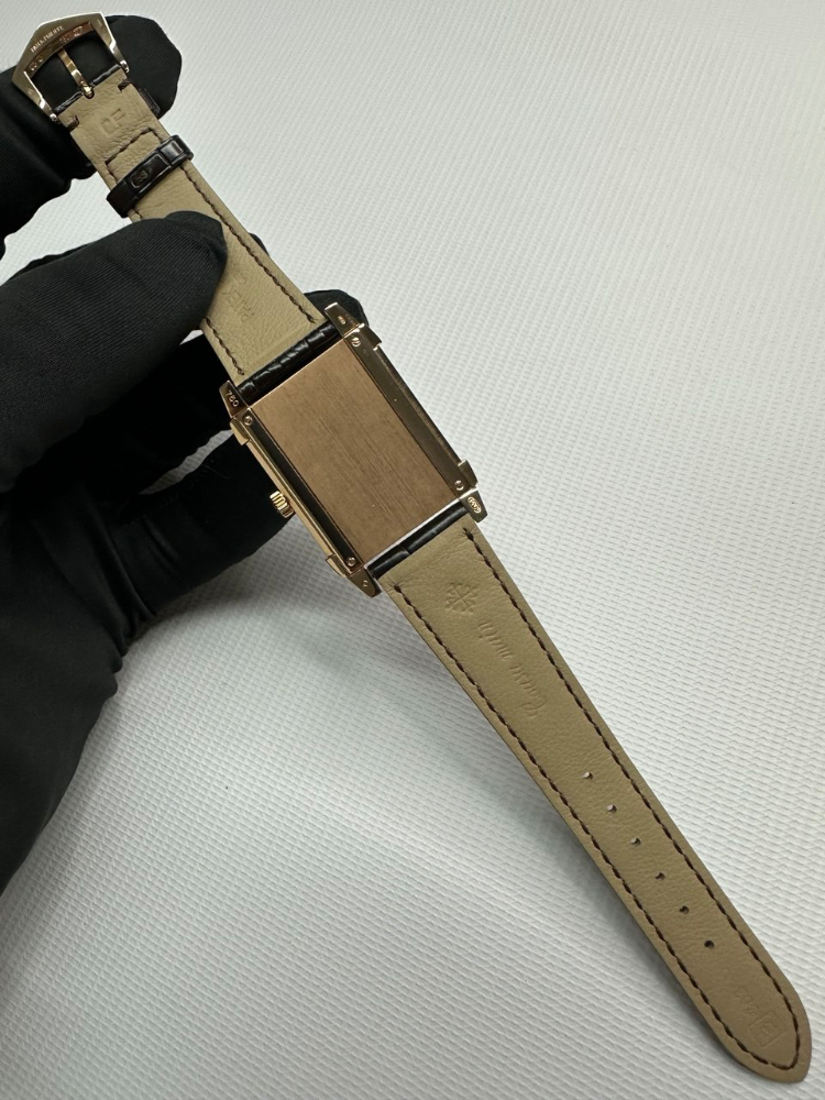 Часы Patek Philippe Gondolo 5111J-001
