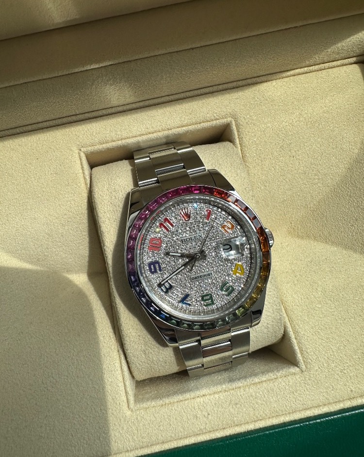 Часы Rolex DateJust 41 mm Rainbow 126300FIX