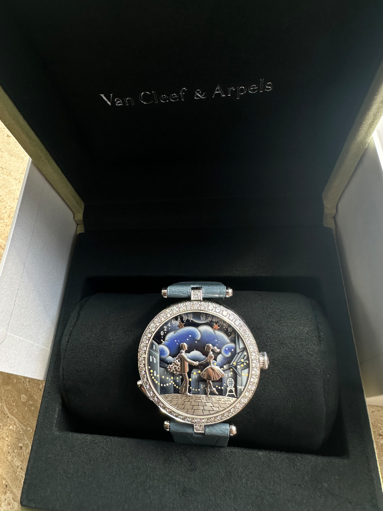 Часы Van Cleef & Arpels Lady Arpels Bal des Amoureux Automate watch VCARPERV00
