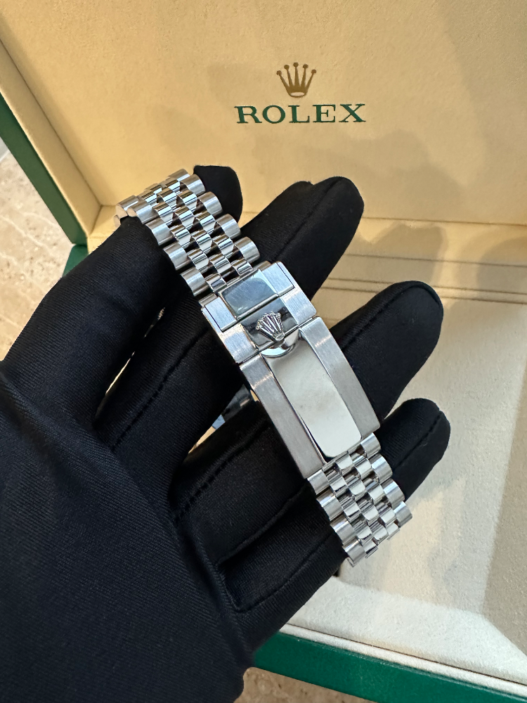 Часы Rolex GMT Master II 40mm Steel 126710BLNR