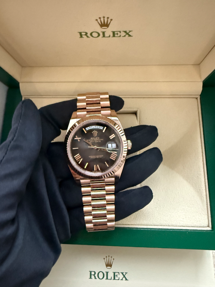Часы Rolex DAY-DATE EVEROSE GOLD 228235-0055