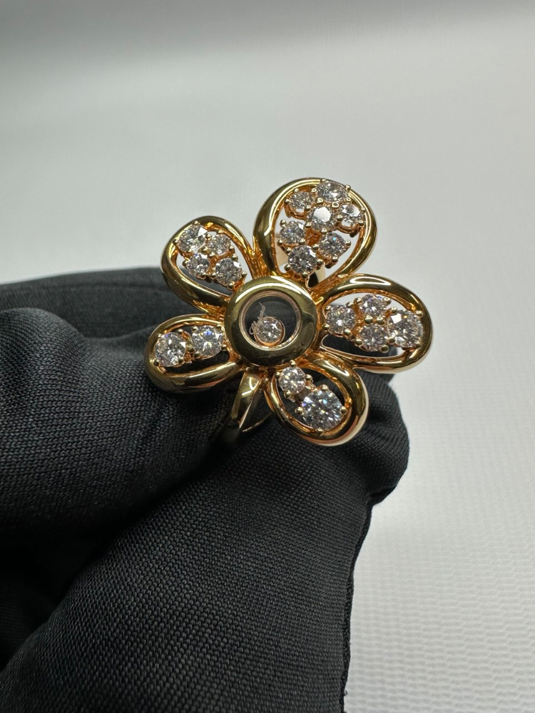 Кольцо Chopard HAPPY DIAMONDS JOAILLERIE 829447-5112