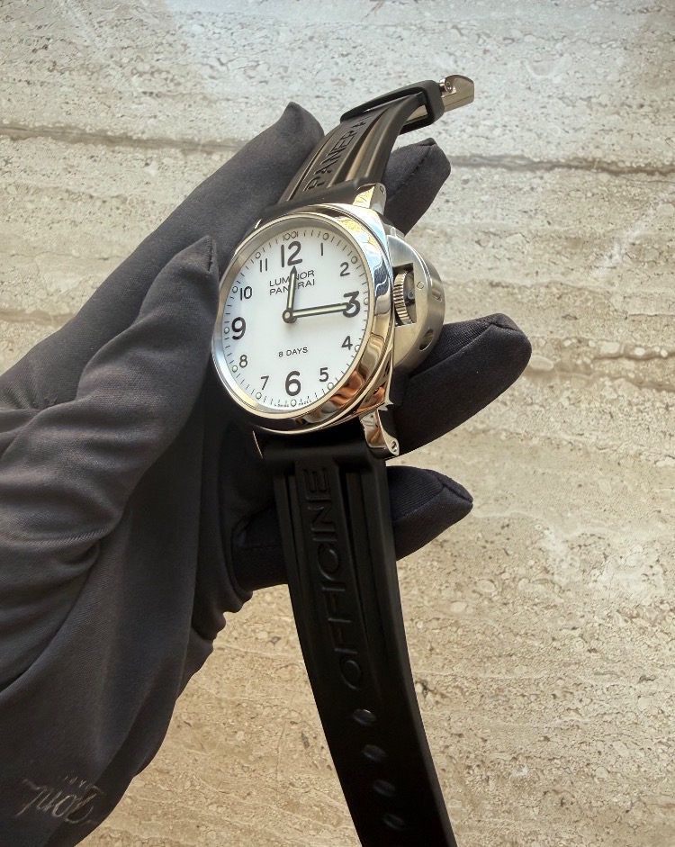 Часы Panerai Officine Luminor 8 days PAM00561
