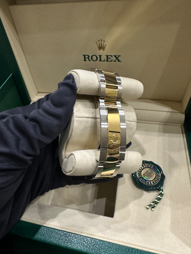 Часы Rolex DateJust Steel and Yellow gold 36 mm 126233-0022