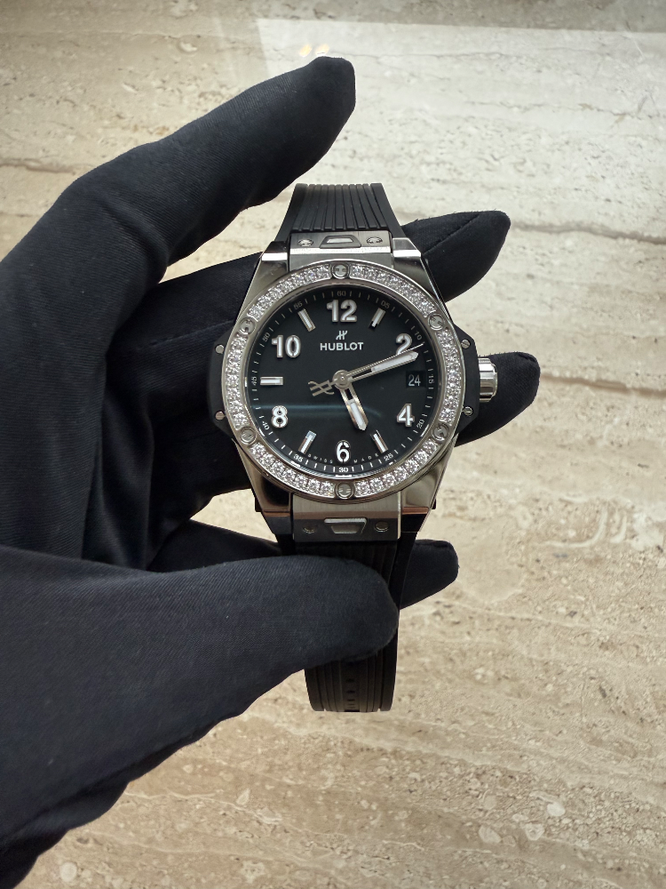 Часы Hublot Big Bang ONE CLICK STEEL DIAMONDS 465.SX.1170.RX.1204