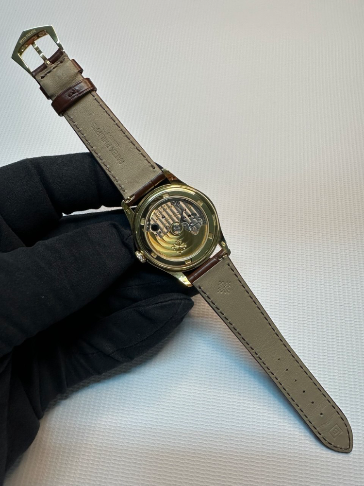 Часы Patek Philippe Complications 4936J-001