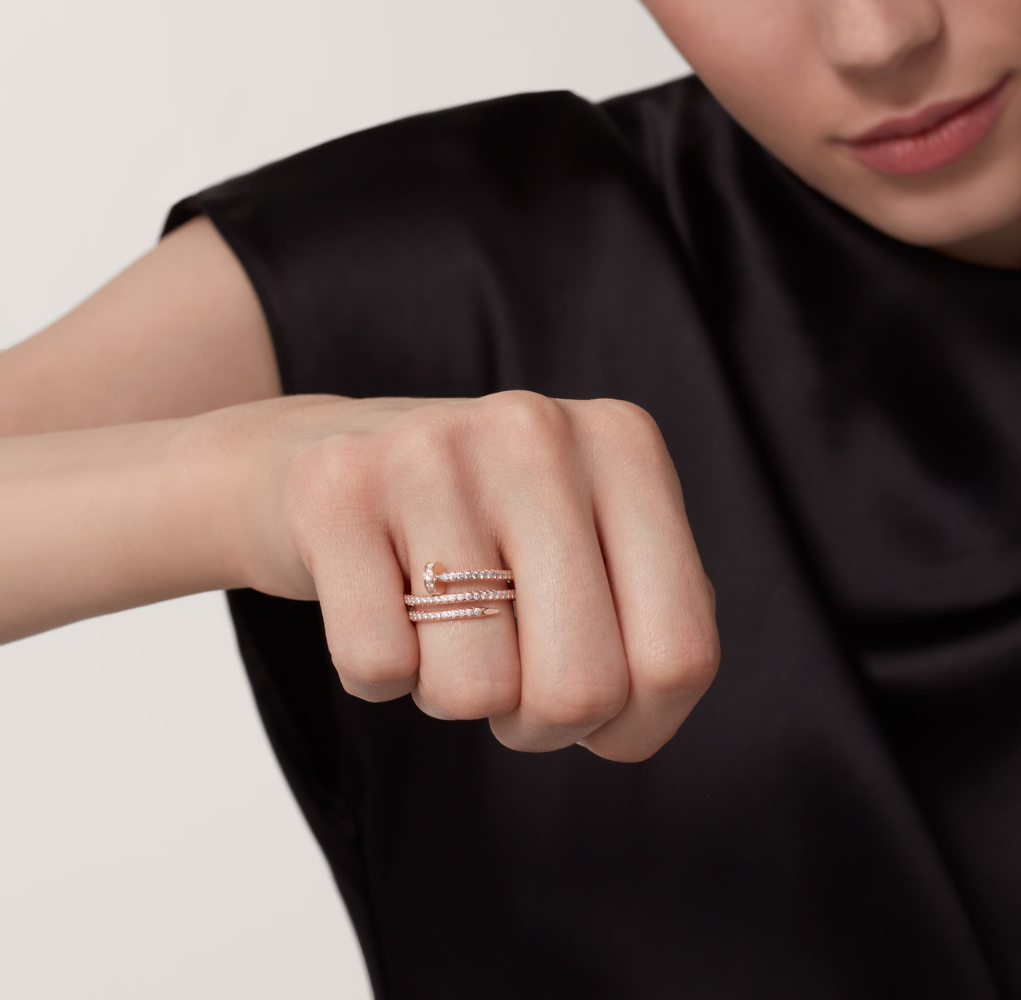 Кольцо Cartier JUSTE UN CLOU RING DOUBLE HALF-PAVED B4210956