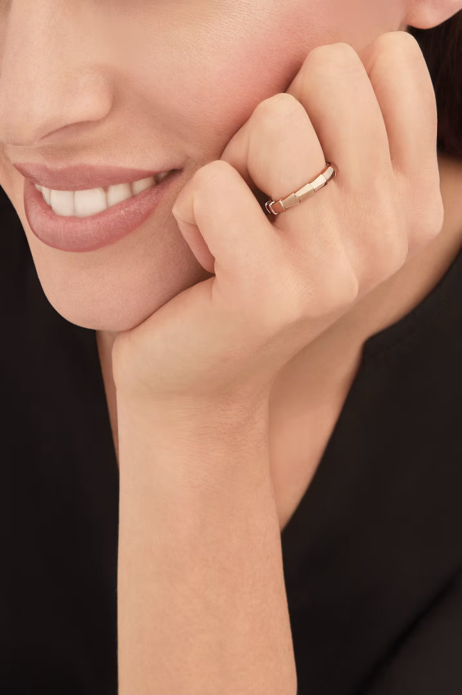 Кольцо BVLGARI Serpenti Viper Ring 349651 (Размер 52)