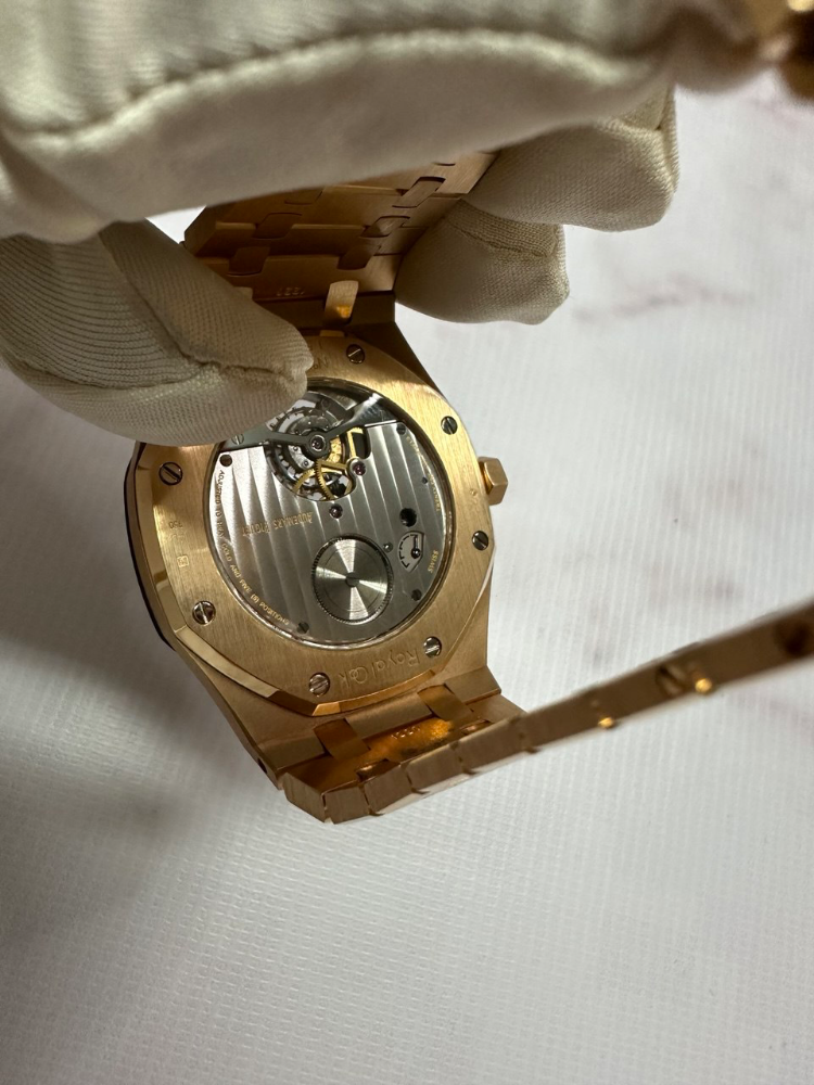 Часы AUDEMARS PIGUET Royal Oak Extra-Thin Tourbillon 26510OR.OO.1220OR.01