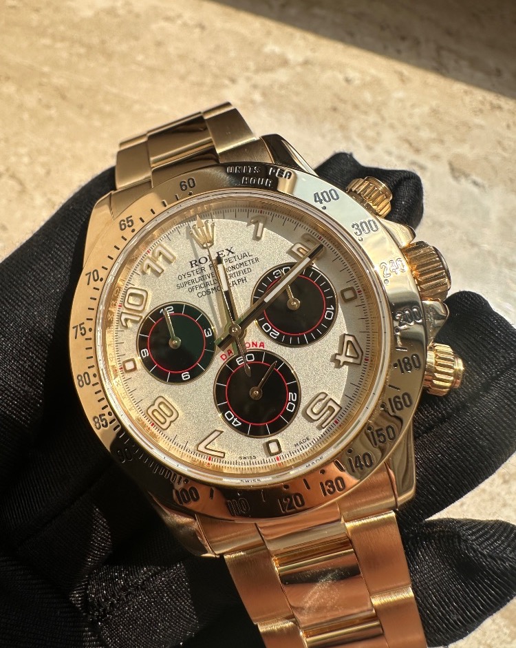 Часы Rolex DAYTONA COSMOGRAPH 40MM YELLOW GOLD 116528