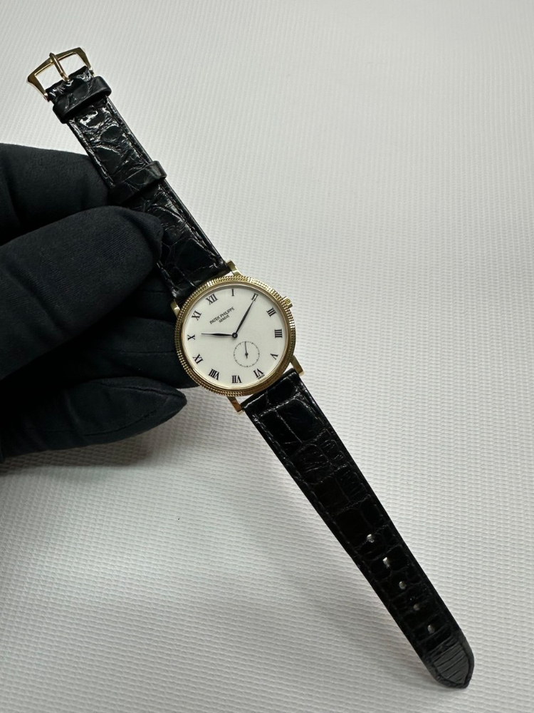 Часы Patek Philippe Calatrava 3919J-001