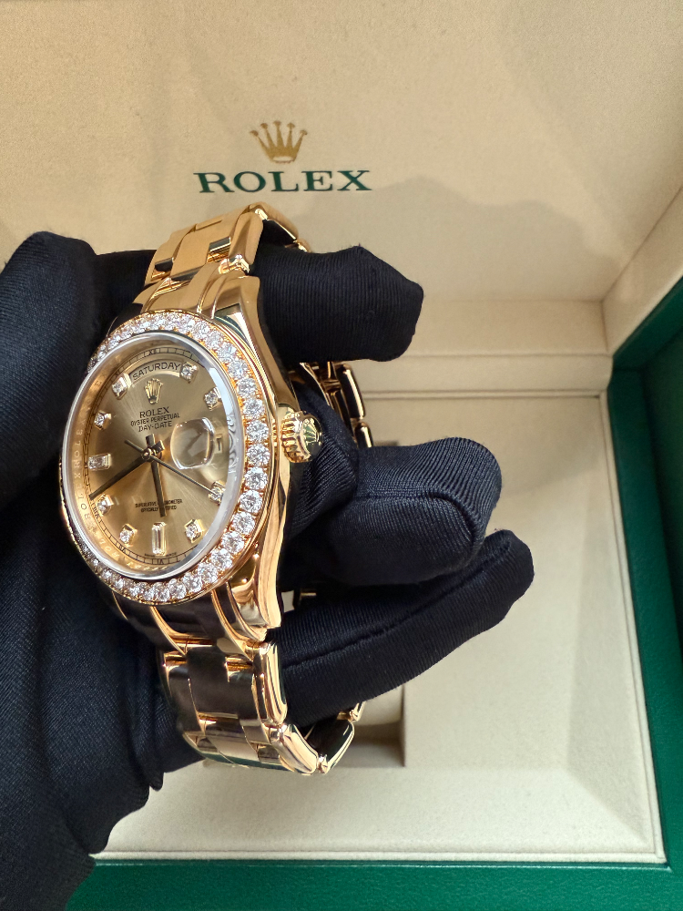 Часы Rolex Day-Date Special Edition Yellow Gold Masterpiece Ladies 18948 CHD