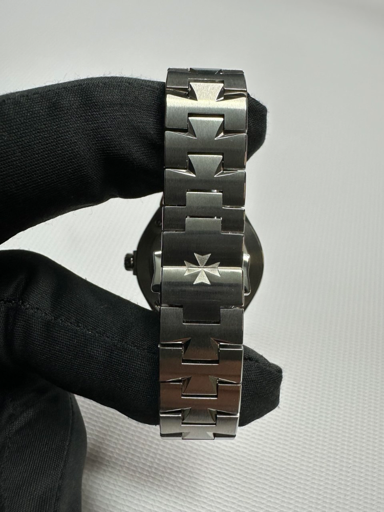 Часы Vacheron Constantin Overseas 25750/D01A-9123