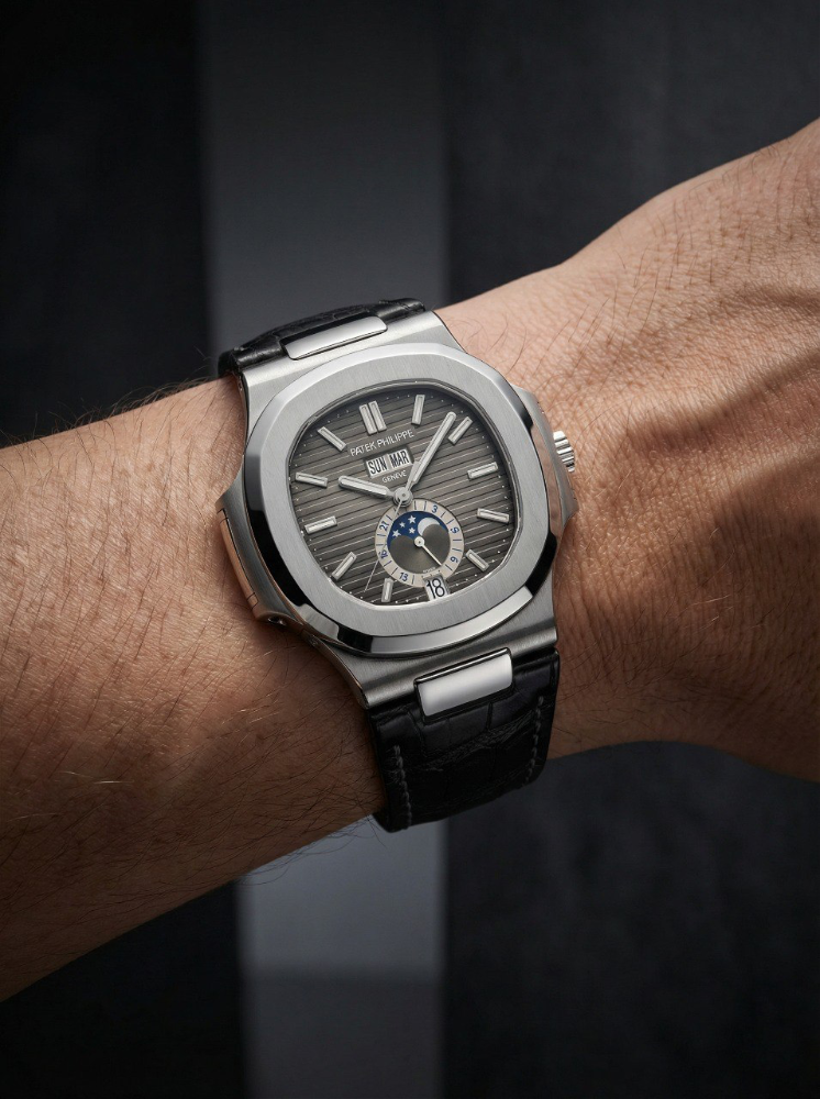 Часы Patek Philippe Nautilus 5726A-001