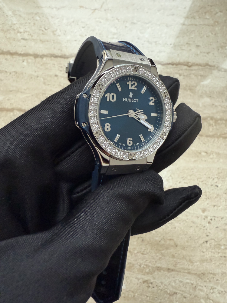 Часы Hublot Big Bang Steel Blue Diamonds 38 mm 361.SX.7170.LR.1204