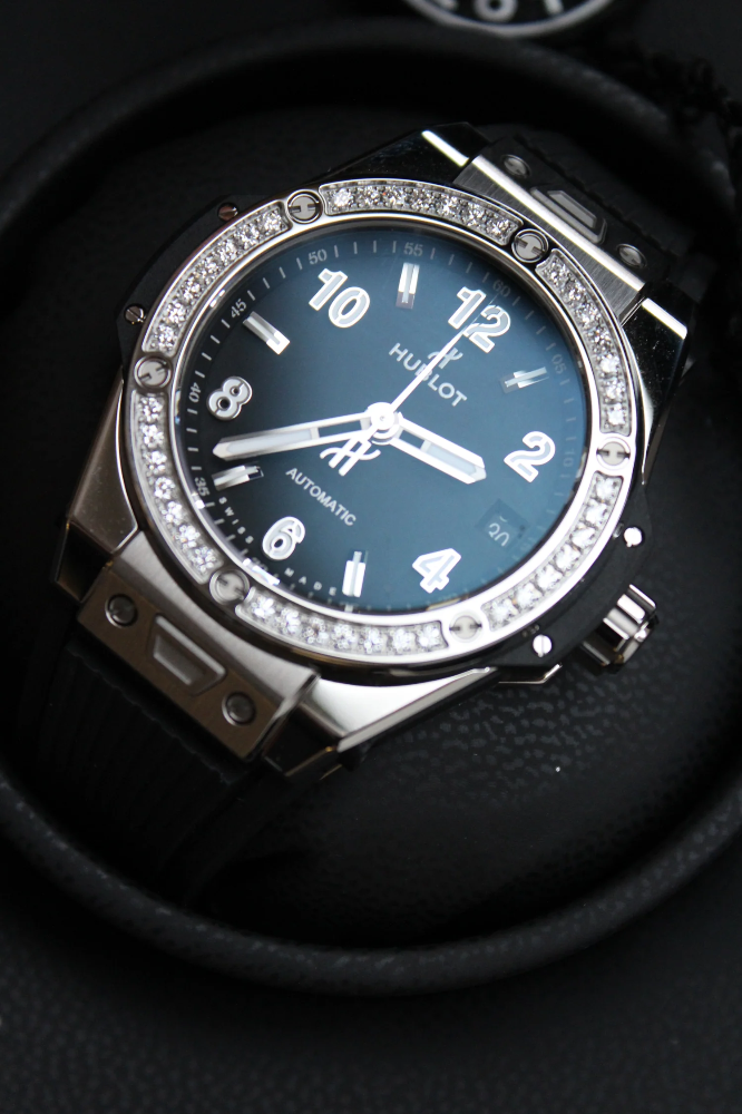 Часы Hublot Big Bang ONE CLICK STEEL DIAMONDS 465.SX.1170.RX.1204