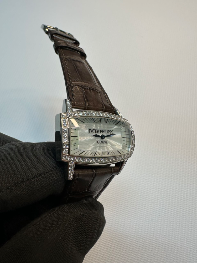 Часы Patek Philippe GONDOLO LADIES 4981G / WG