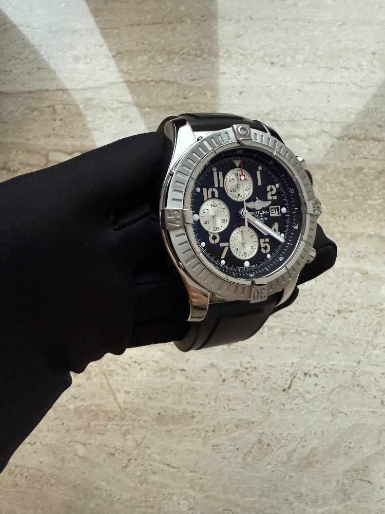 Часы Breitling Avenger A1337011/b973-1rt