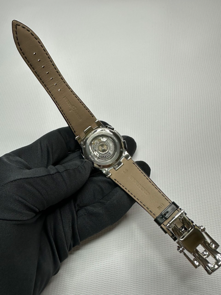 Часы Ulysse Nardin DUAL TIME EXECUTIVE