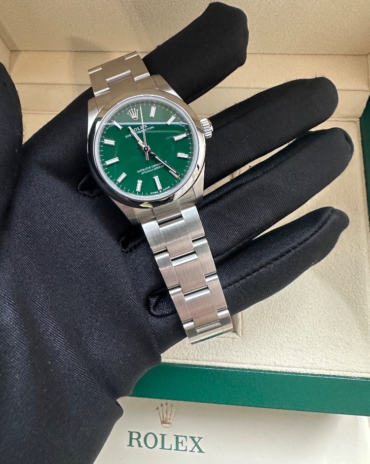 Часы Rolex ￼Oyster Perpetual 31mm 277200-0006