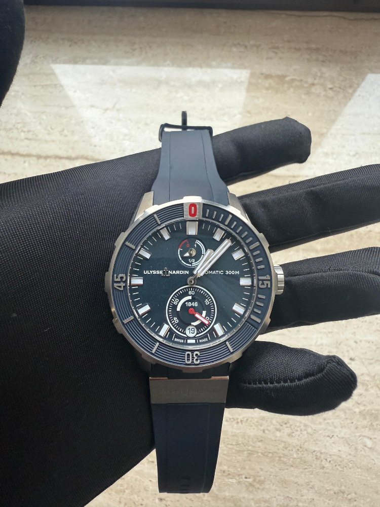 Часы Ulysse Nardin DIVER 44ММ 1183-170-3/93