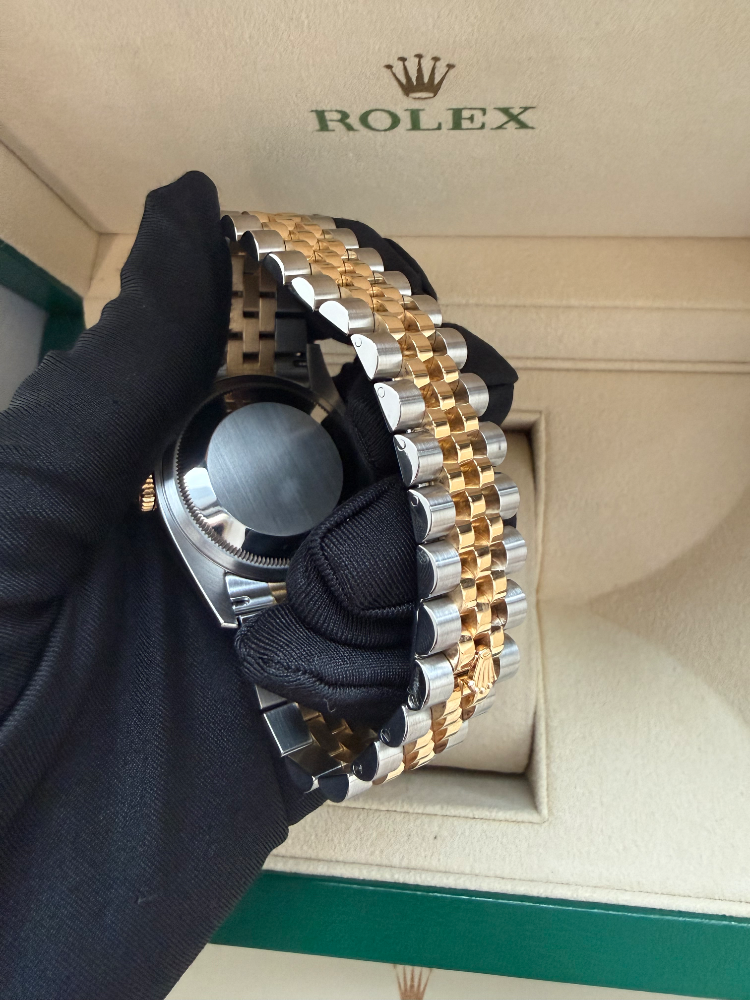 Часы Rolex Datejust Steel and Yellow Gold 116233.
