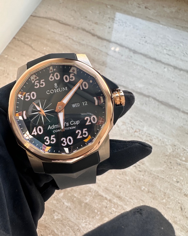 Часы Corum Admirals Cup Competition