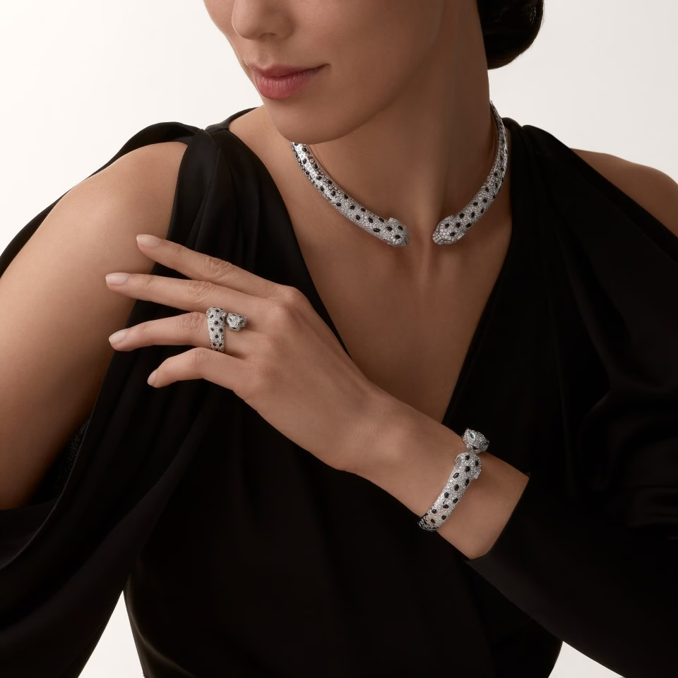 Браслет Cartier PANTHÈRE DE BRACELET ARTICULATED PAVED N6721017