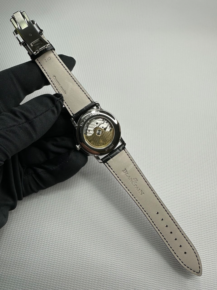 Часы Blancpain Villeret Moon Phase Complete Calendar 40mm 6654-1127-55B