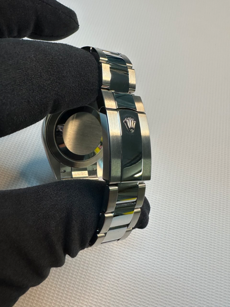 Часы Rolex Explorer II 42mm 216570-0002