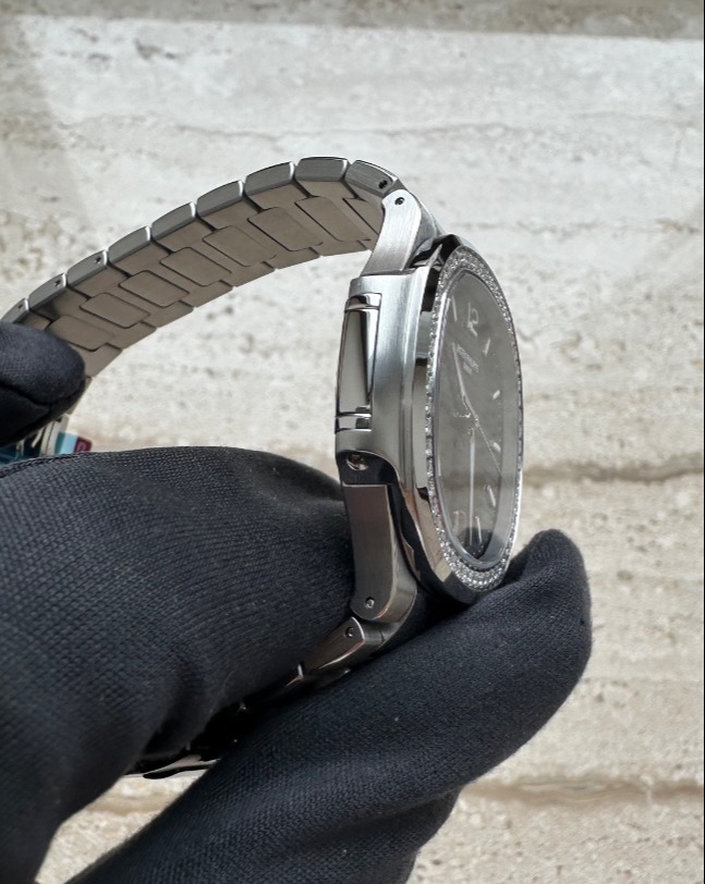 Часы Patek Philippe Nautilus Lady 7118/1200A-001